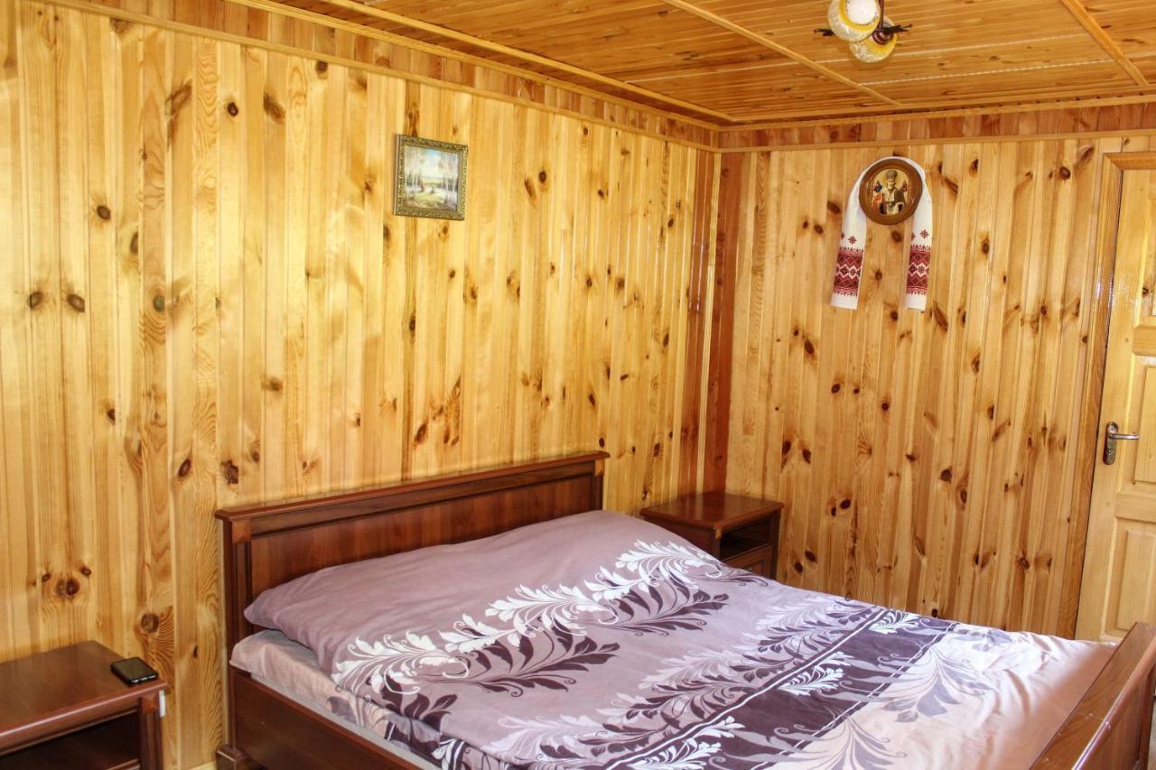 Котедж "Карпатський Краєвид" Yaremche Bagian luar foto