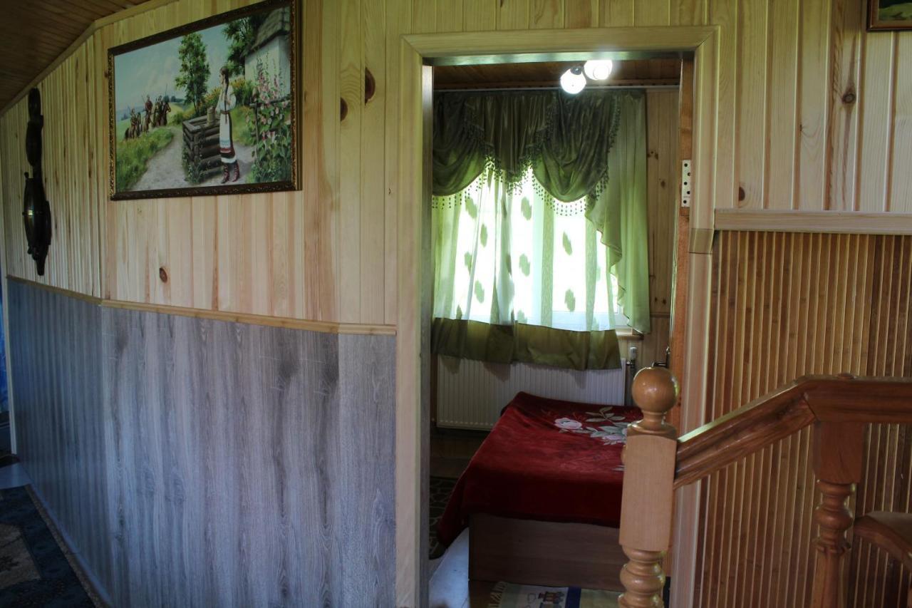 Котедж "Карпатський Краєвид" Yaremche Bagian luar foto